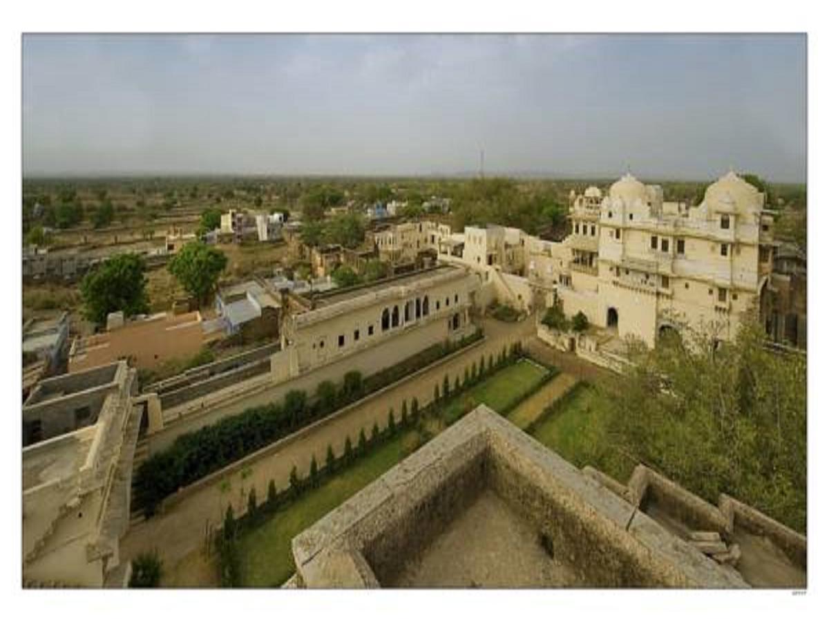 Отель Fort Begu Begun Экстерьер фото